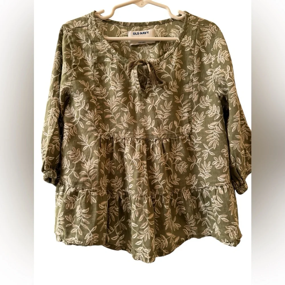 NWOT Old Navy Bohemian Top In Olive Green Size Small 6-7 Years Old
